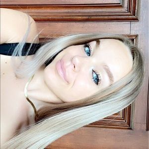 Meet your Posher, Carley